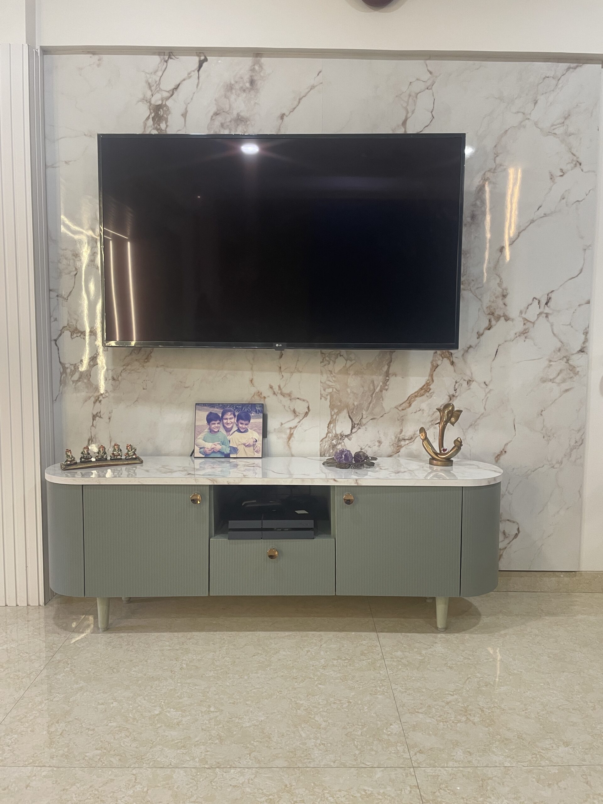 tv unit